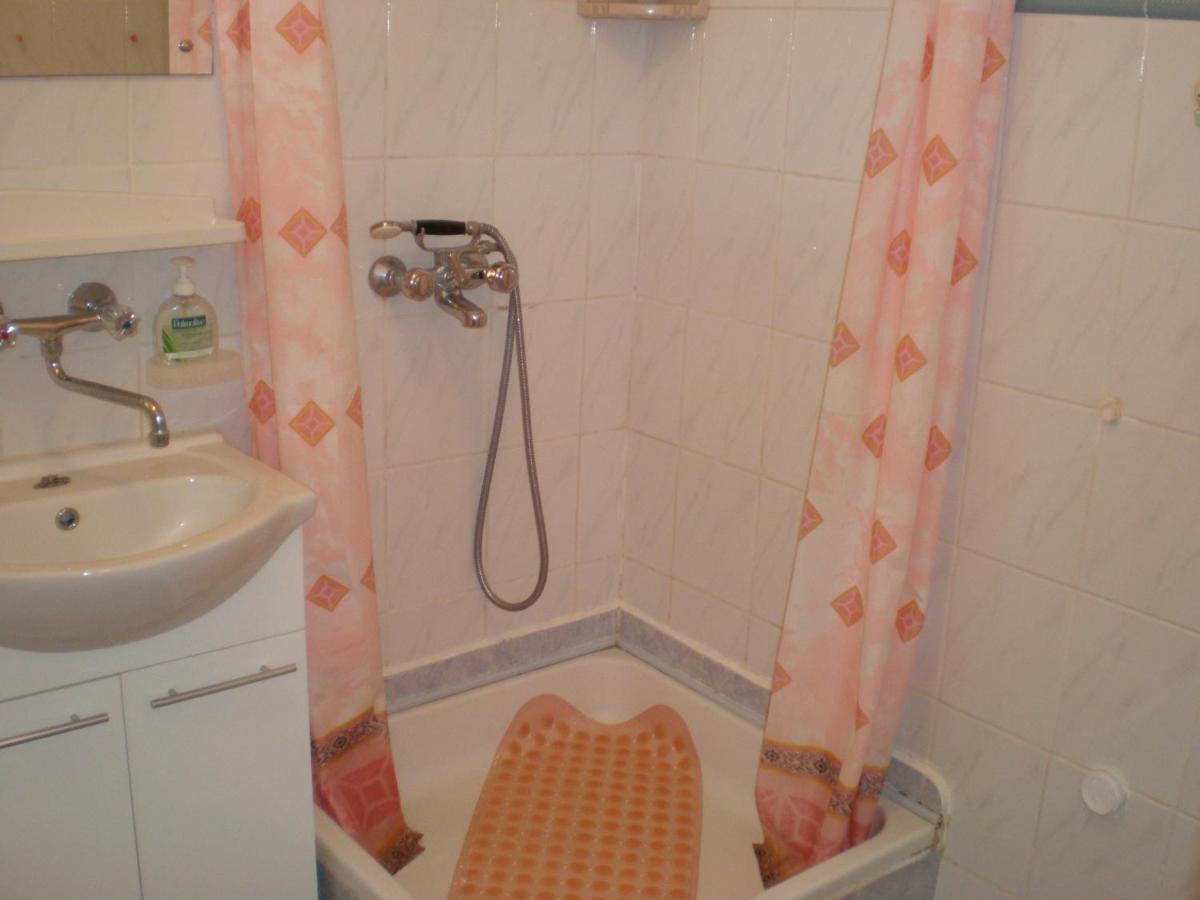 Apartments Pogacic Vir Luaran gambar