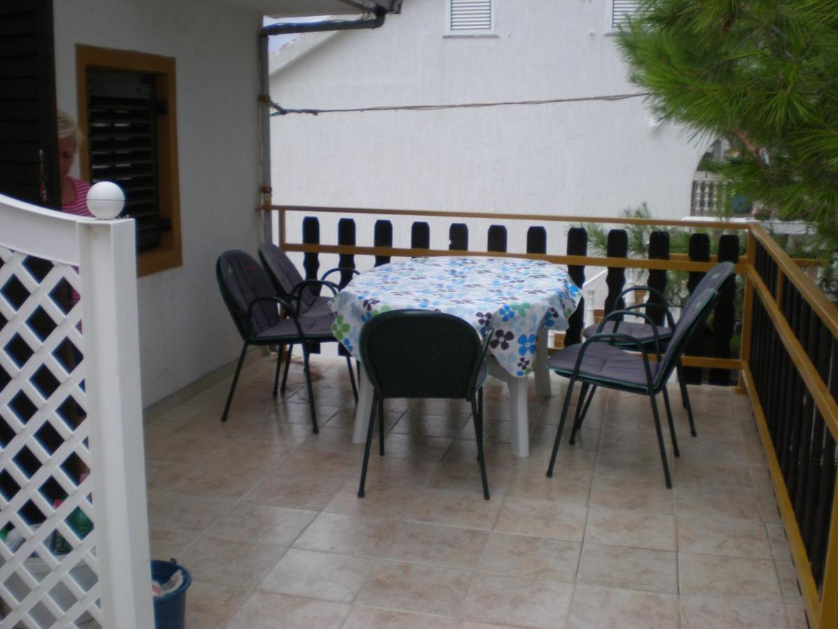 Apartments Pogacic Vir Luaran gambar