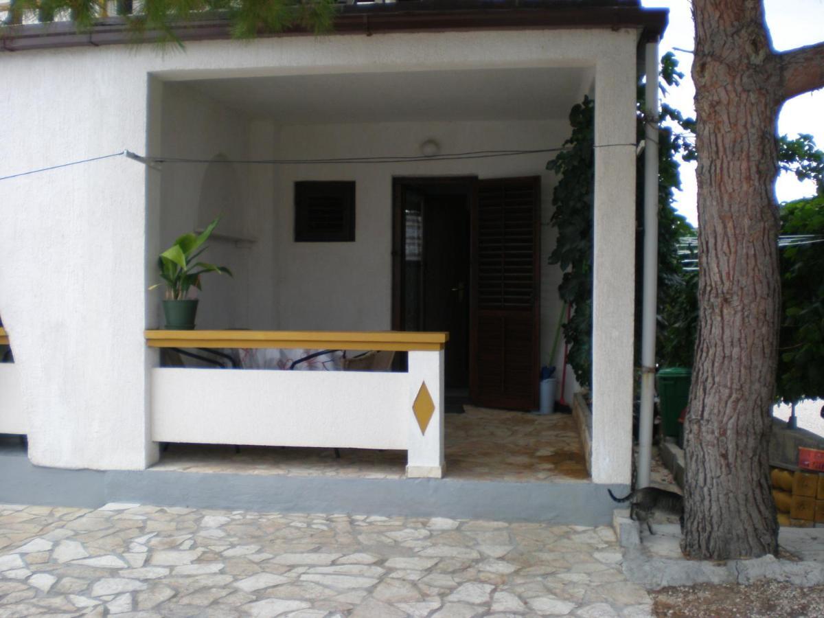Apartments Pogacic Vir Luaran gambar